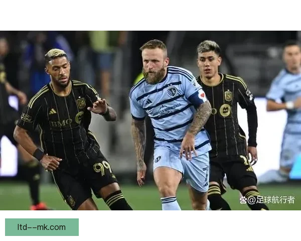 奥利维耶吉鲁加盟洛杉矶FC后助球队夺得美国公开杯冠军并打入制胜进球